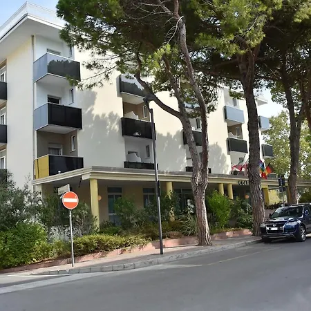 Golf ***s Hotel