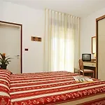 Golf ***s Hotel