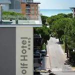 Hotel Golf ***s