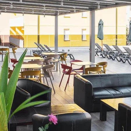 Golf ***s 호텔 비비오네