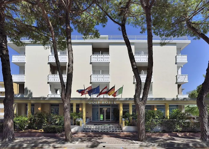 Golf ***s Szálloda 3*